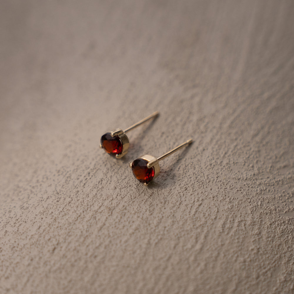 10kt Yellow Gold Genuine 4mm 3 Prongs Birthstone Stud Earrings
