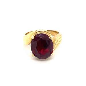 10kt Yellow Gold Synthetic Garnet Fancy Ring