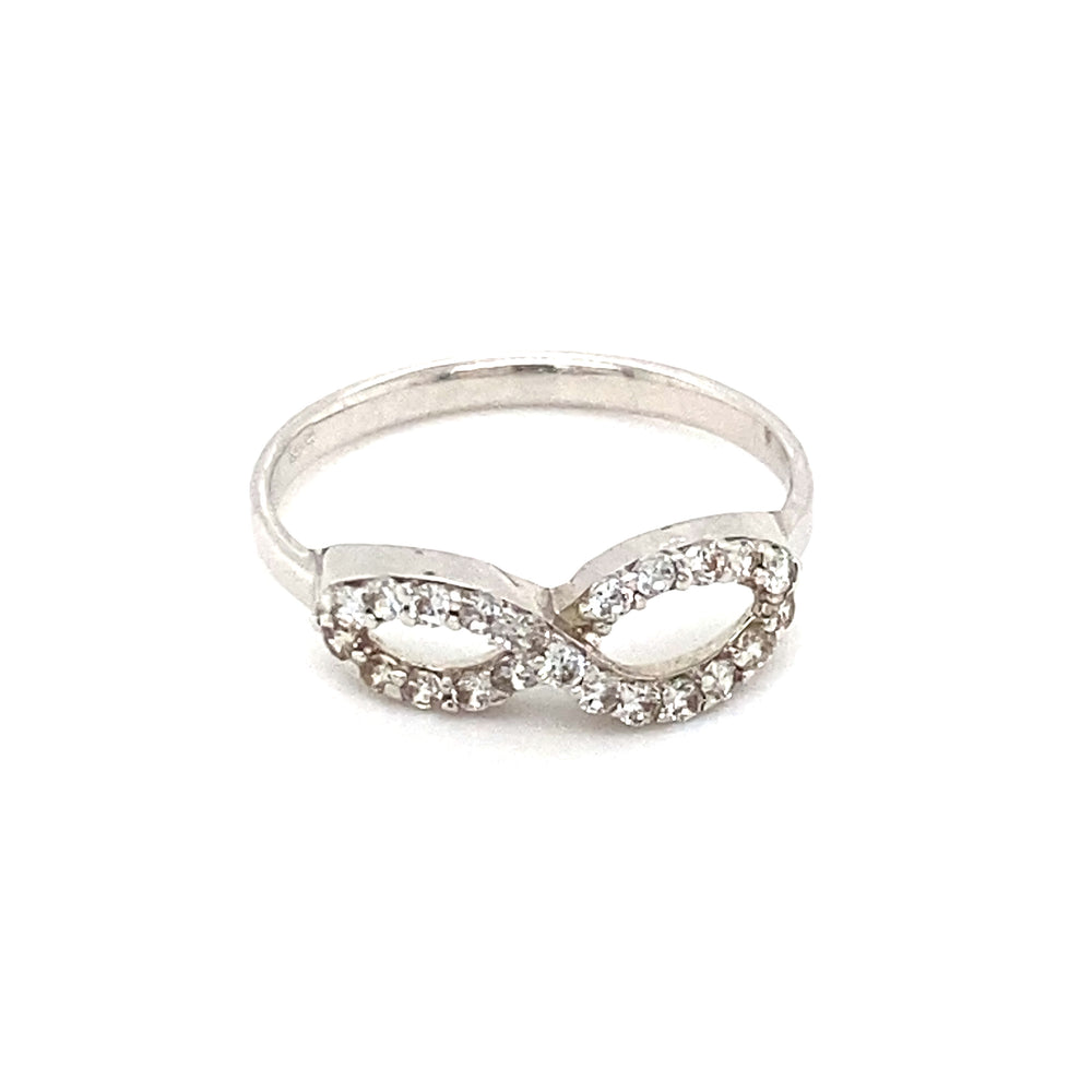10kt White Gold Infinity Ring