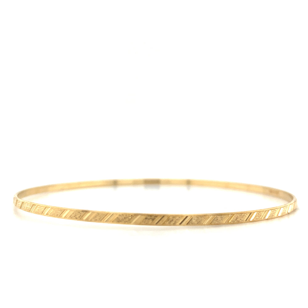 10kt Yellow Gold 2mm Bangle