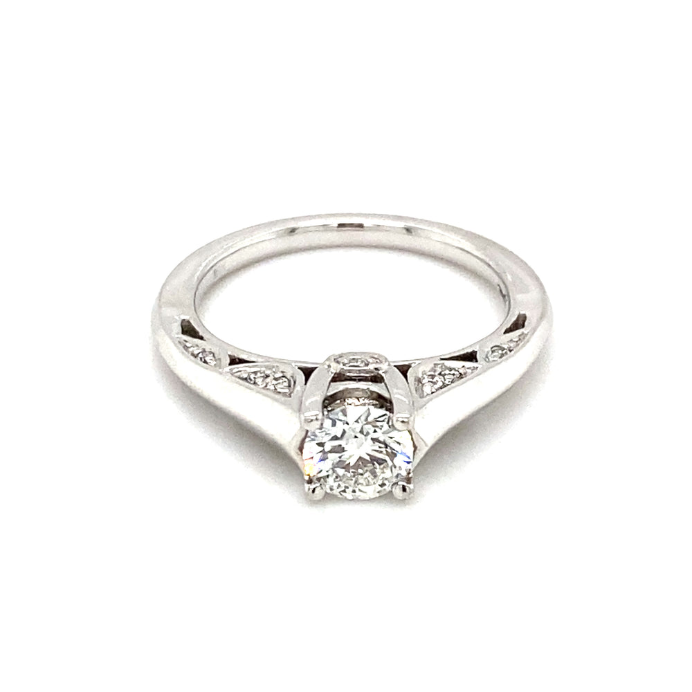 18kt White Gold Canadian Diamond Ring