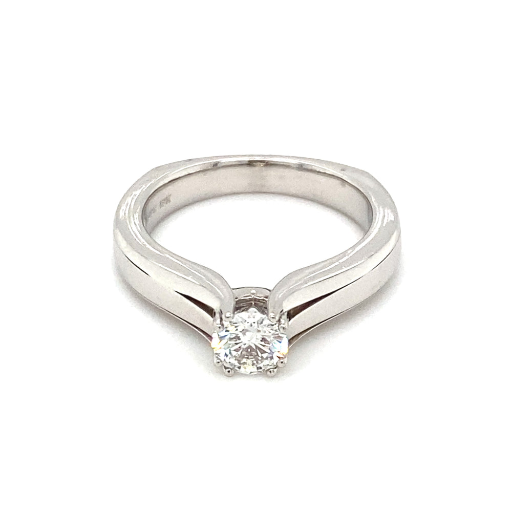 18kt White Gold Canadian Hearts and Arrows Diamond