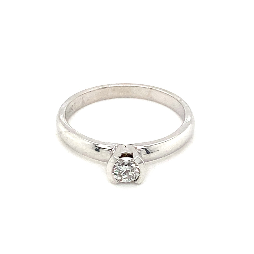 14kt White Gold Canadian Diamond Ring