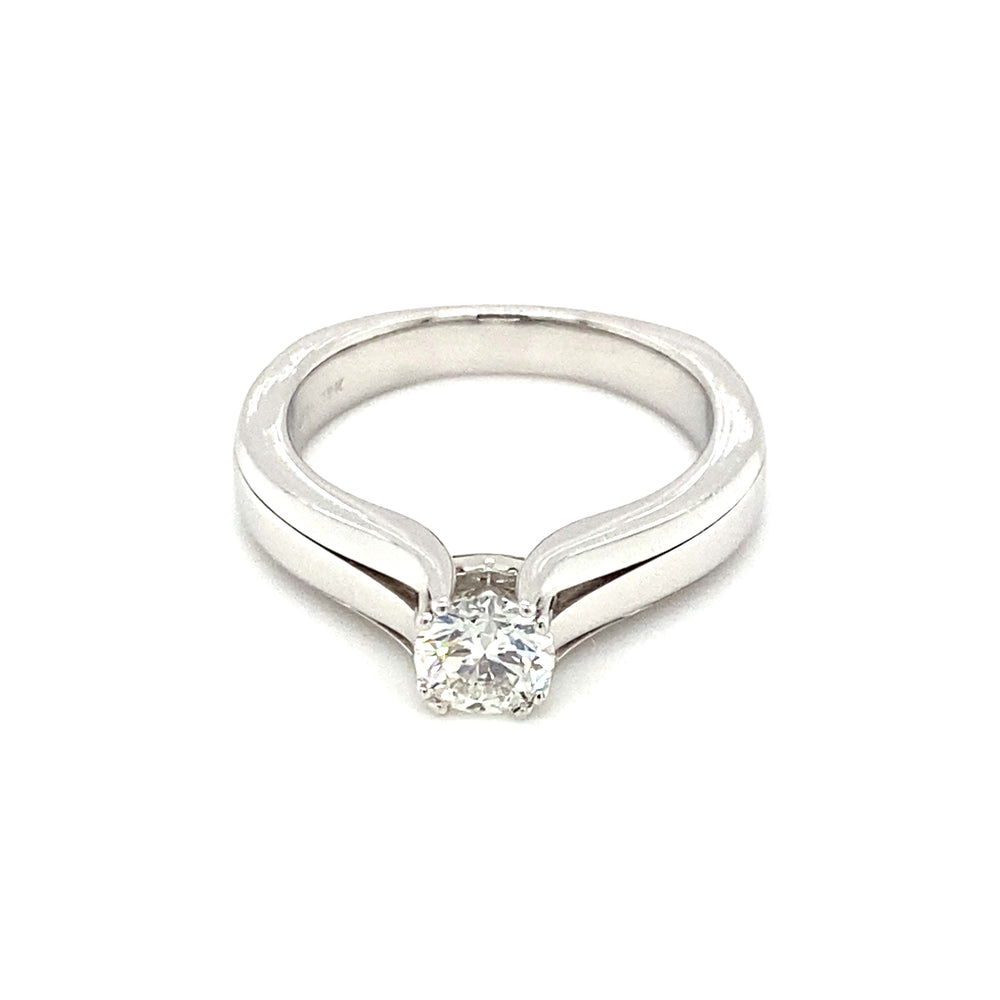 18kt White Gold Canadian Diamond Solitaire Ring