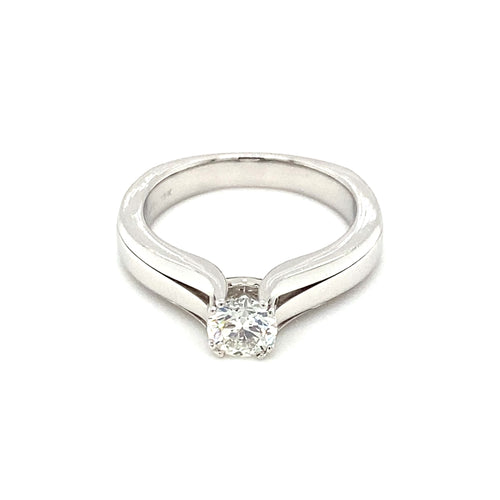 18kt White Gold Canadian Diamond Solitaire Ring