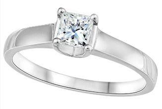 14kt White Gold Diamond Ring