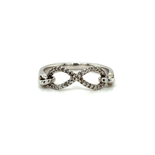 10kt White Gold Diamond Infinity Ring