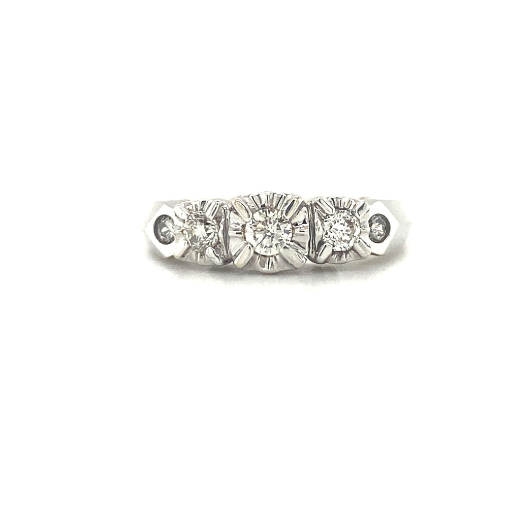 14kt White Gold Three Stone Diamond Ring