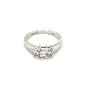 14kt White Gold Three Stone Diamond Ring