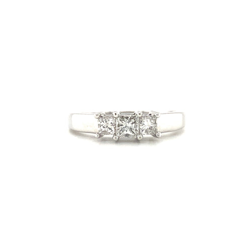 14kt White Gold Three Stone Diamond Ring