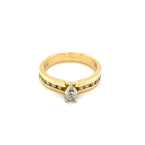 14kt Yellow Gold Diamond Ring