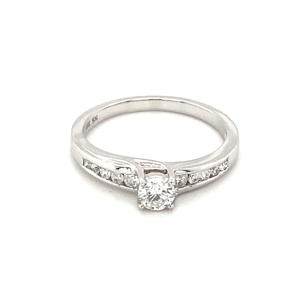10kt White Gold .50tw Diamond Ring
