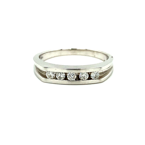 14kt White Gold and Diamond Ring