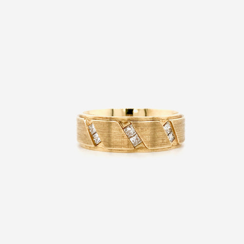 10kt Yellow Gold Diamond Band