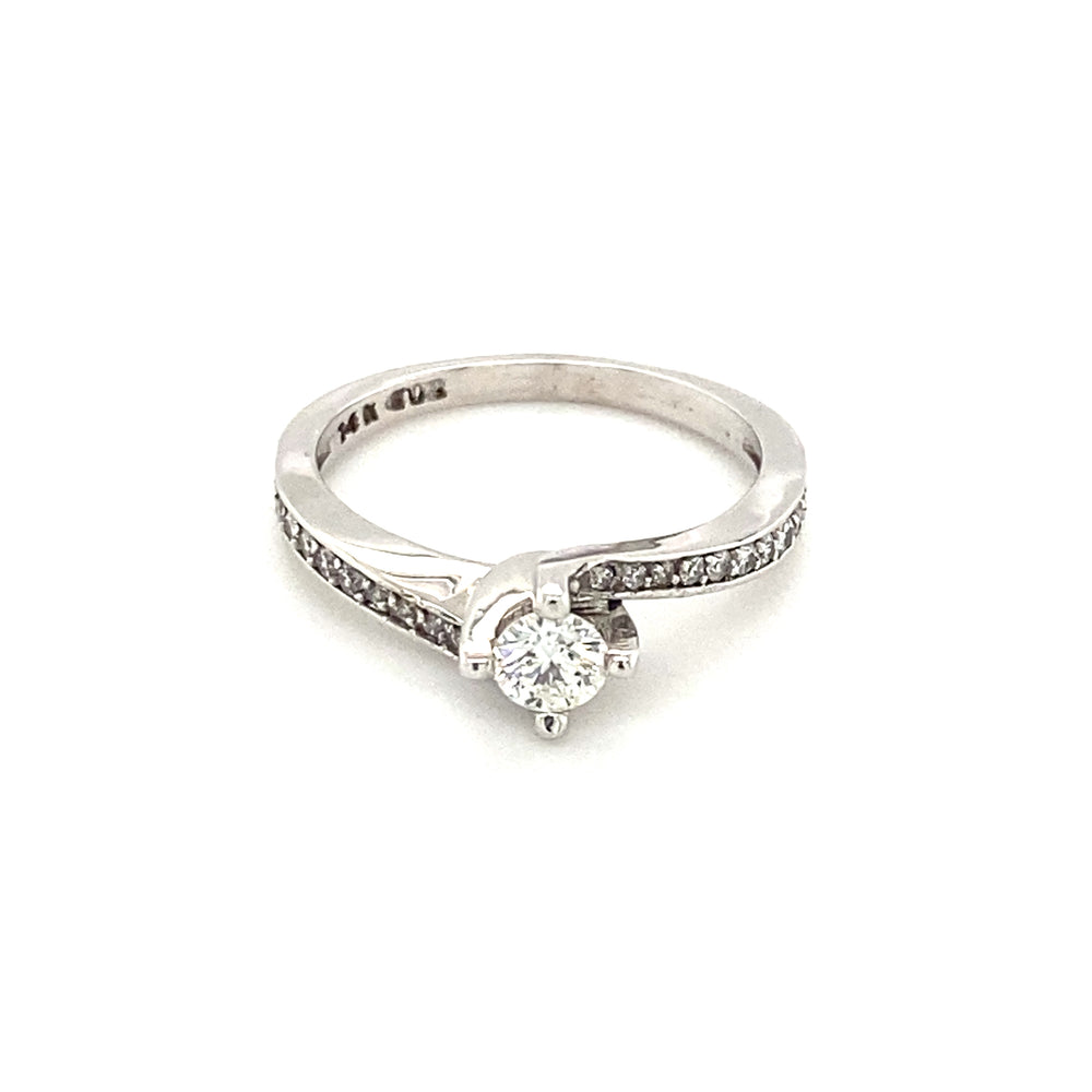 14kt White Gold Diamond Ring