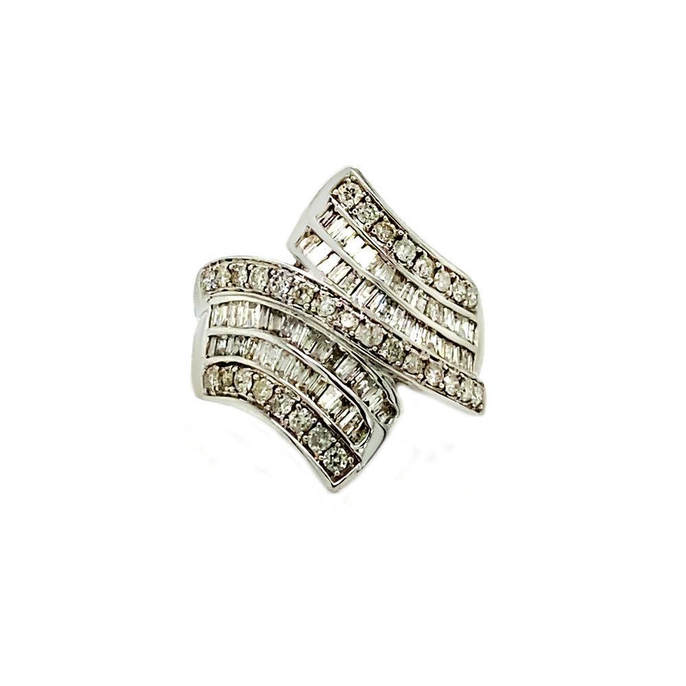 10kt White Gold Diamond Ring