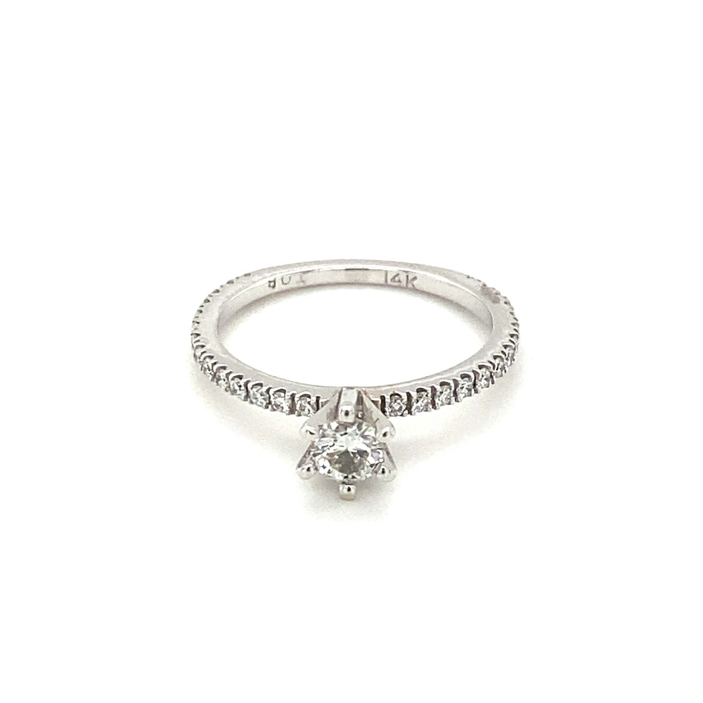 14kt White Gold Diamond Ring