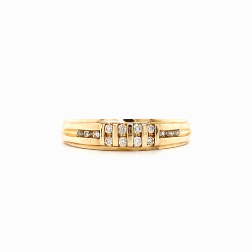 10KT Yellow Gold 0.15TW Diamond Band