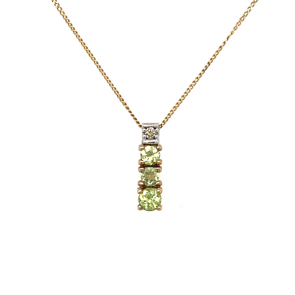 10/14K Yellow Gold Peridot and Diamond Pendant