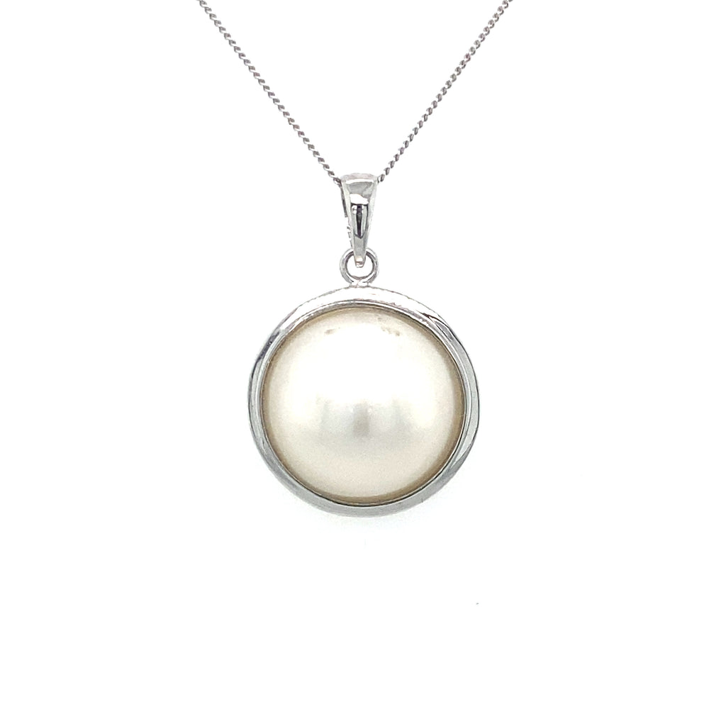 14K White Gold Pearl Pendant